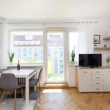 Beach Station Apartment Brzezno 그단스크 외부 사진